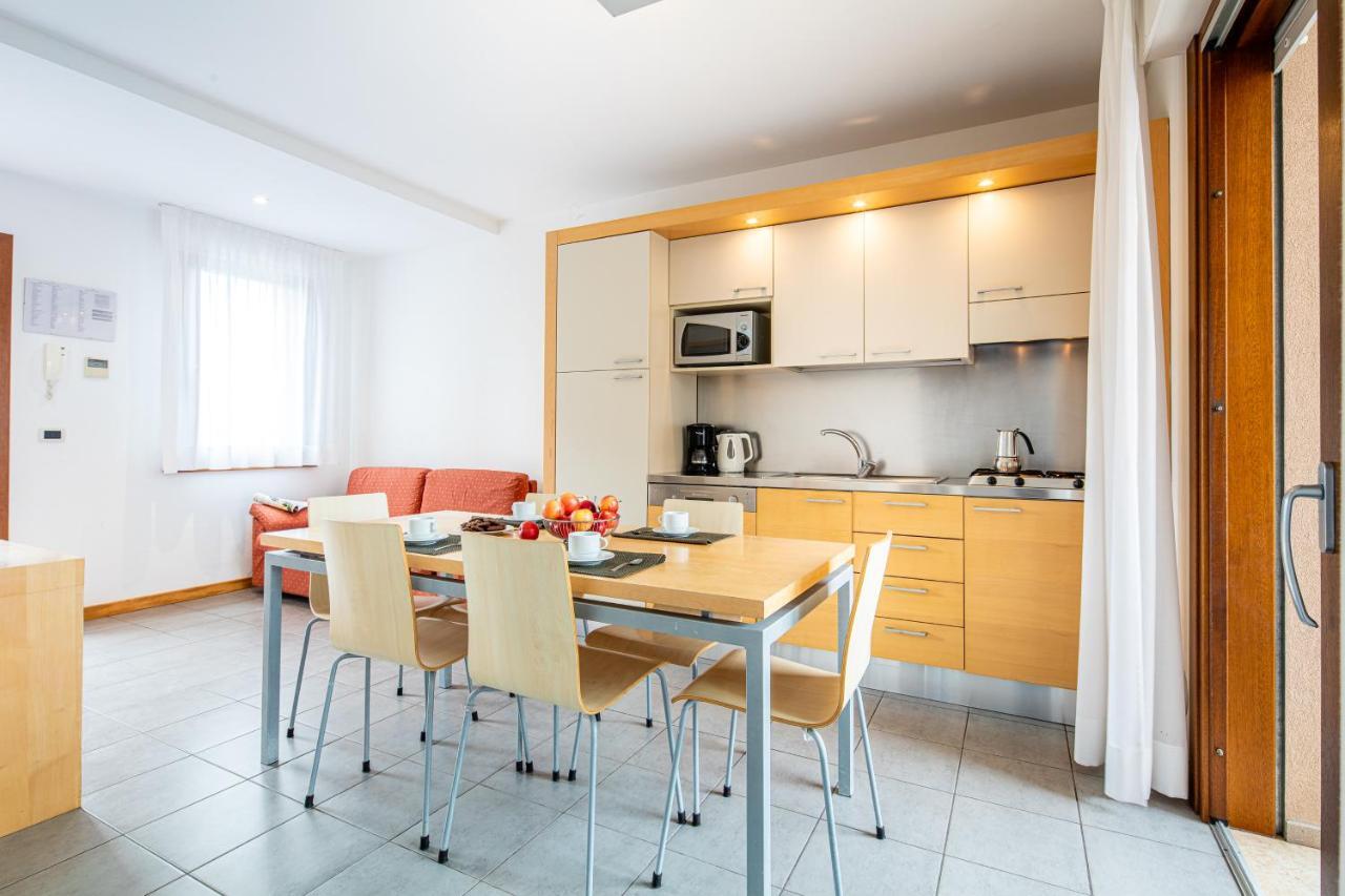 Residence Airone Lignano Sabbiadoro Zewnętrze zdjęcie
